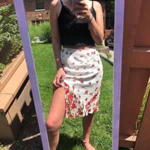 white skirt with roses 🌹